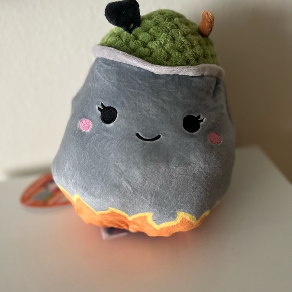 Squishmallows Halloween Wexla Witch, Johanna Cauldron Flip-A-Mallow Plush. NEW - Picture 6 of 7